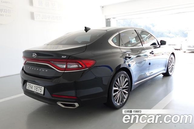 Hyundai Grandeur из Кореи Encar