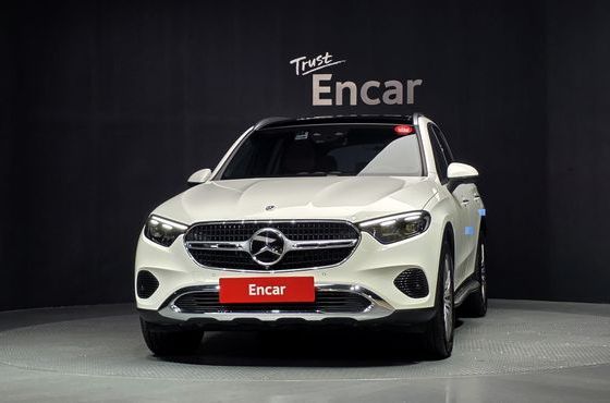 Mercedes-Benz GLC-Class GLC220 d 4MATIC — пробег 3 277 км — фото 3 из 5