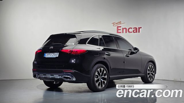 Mercedes-Benz GLC-Class GLC220 d 4MATIC — пробег 7 063 км — фото 2 из 5