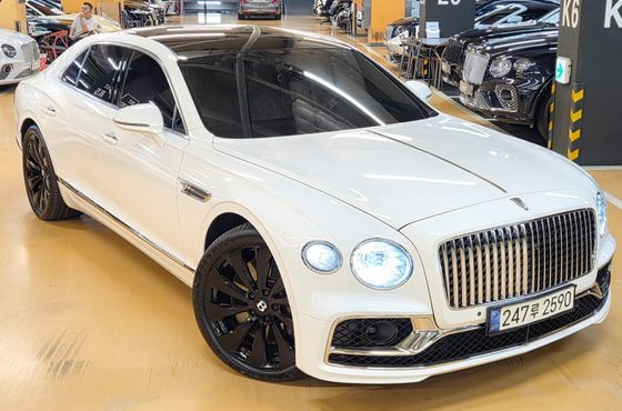 Bentley Flying Spur 6.0 — пробег 56 000 км — фото 4 из 5