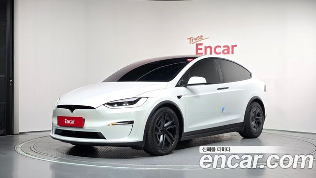 Tesla Model X AWD — пробег 2 479 км — фото 1 из 5