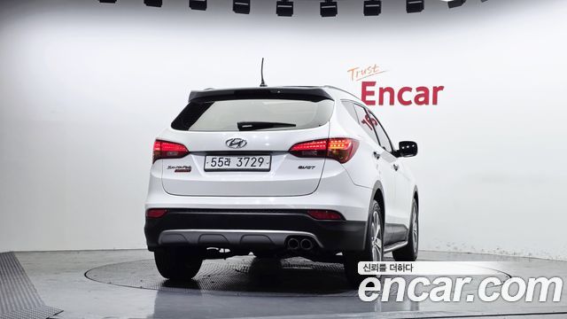 Hyundai Santafe Diesel(e-VGT) 2.0 2WD Premium — пробег 177 084 км — фото 4 из 5