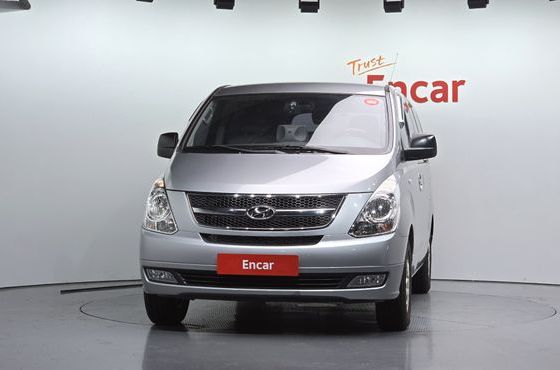 Hyundai Starex 12-Seater Wagon CVX Premium — пробег 46 658 км — фото 3 из 5