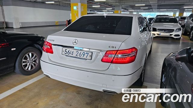 Mercedes-Benz E-Class из Кореи Encar