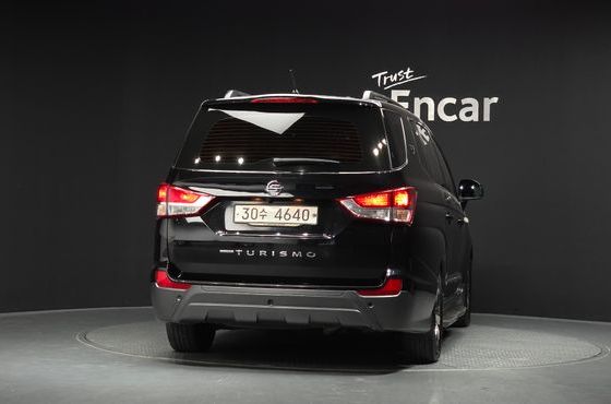Ssangyong KORANDO 4WD TX 9-seater — пробег 133 438 км — фото 4 из 5