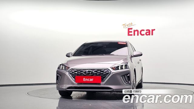 Hyundai Ioniq 1.6 HEV Q — пробег 52 576 км — фото 3 из 5