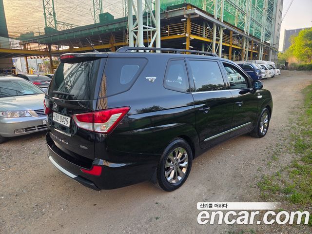 Ssangyong KORANDO 4WD TX 9-seater — пробег 139 705 км — фото 1 из 5