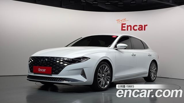 Hyundai Grandeur 2.5 Calligraphy — пробег 72 935 км — фото 1 из 5