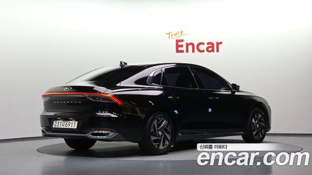 Hyundai Grandeur из Кореи Encar