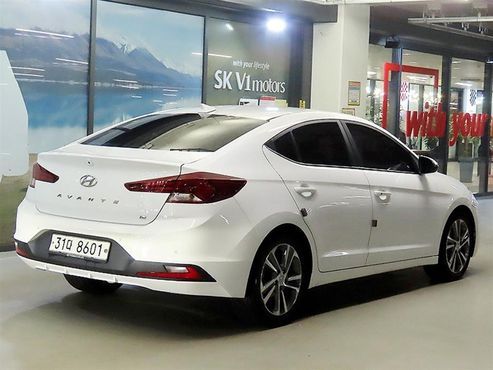 Hyundai AVANTE 1.6 Smart — пробег 111 069 км — фото 4 из 5