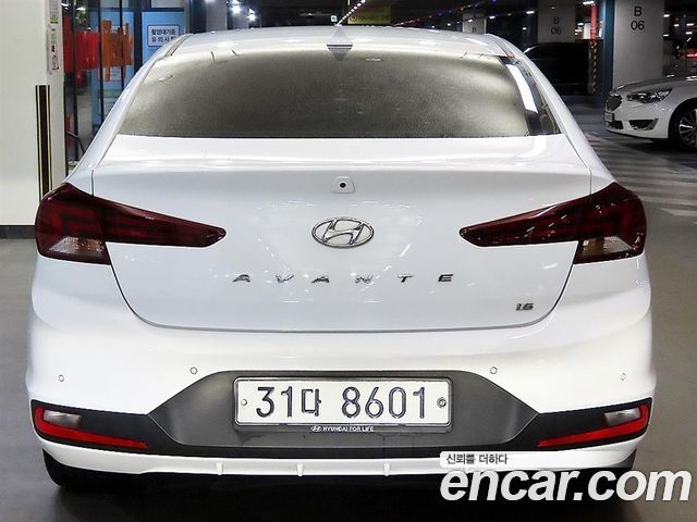 Hyundai AVANTE из Кореи Encar