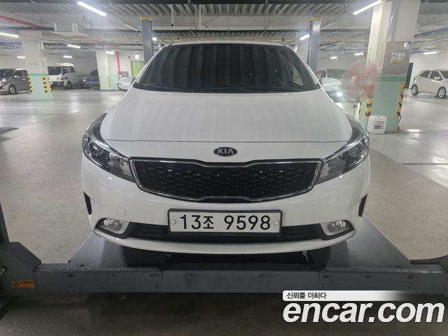 Kia K3 Trendy — пробег 111 230 км — фото 1 из 5