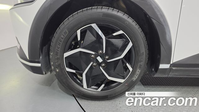 Hyundai Ioniq5 Standard Exclusive — пробег 9 600 км — фото 5 из 5