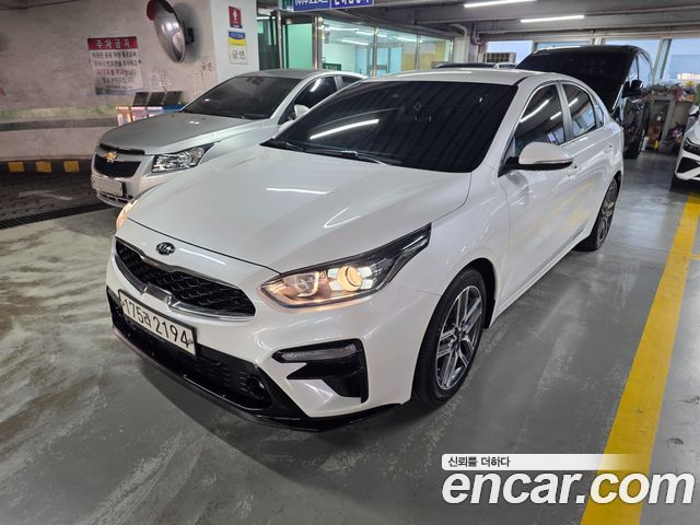 Kia K3 Luxury — пробег 114 000 км — фото 1 из 5