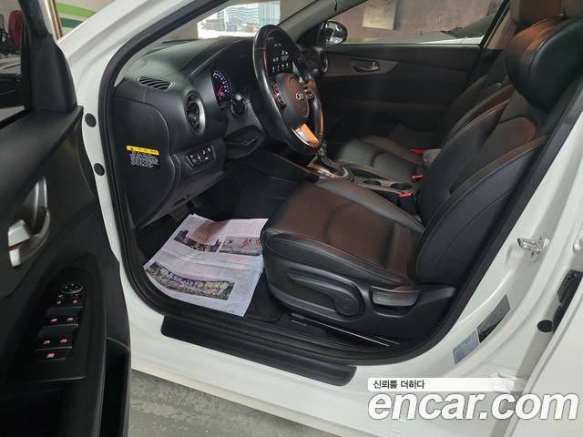 Kia K3 Luxury — пробег 114 000 км — фото 4 из 5