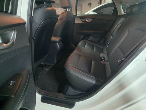 Kia K3 Luxury — пробег 114 000 км — фото 5 из 5