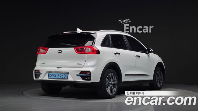 Kia Niro Noblesse — пробег 47 790 км — фото 2 из 5