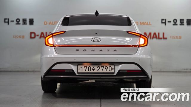 Hyundai Sonata 2.0 Premium Family — пробег 39 283 км — фото 5 из 5