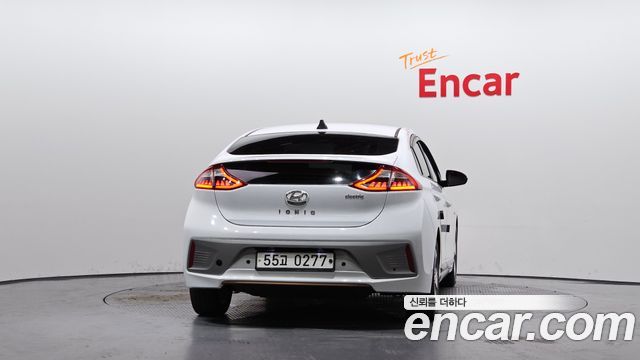Hyundai Ioniq N — пробег 100 914 км — фото 4 из 5