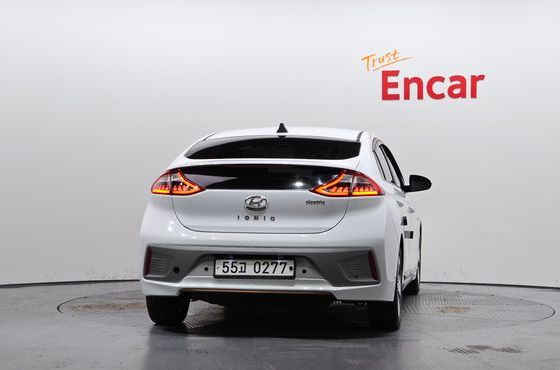 Hyundai Ioniq N — пробег 100 914 км — фото 4 из 5