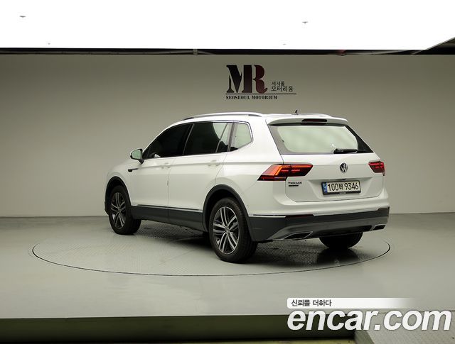 Volkswagen Tiguan 2.0 TDI Prestige — пробег 25 501 км — фото 4 из 5