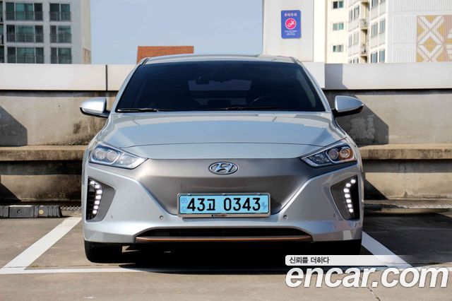 Hyundai Ioniq Q — пробег 93 483 км — фото 3 из 5
