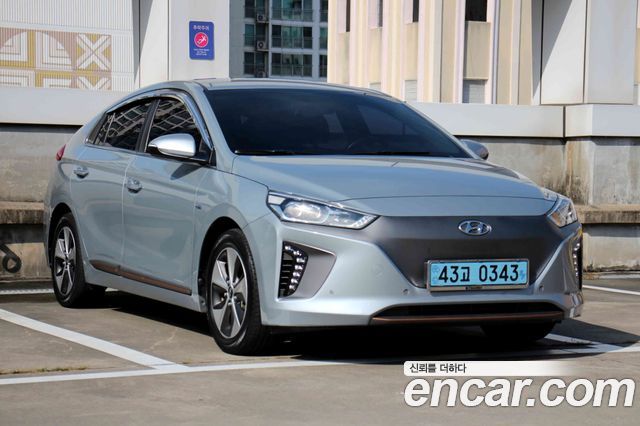 Hyundai Ioniq Q — пробег 93 483 км — фото 4 из 5