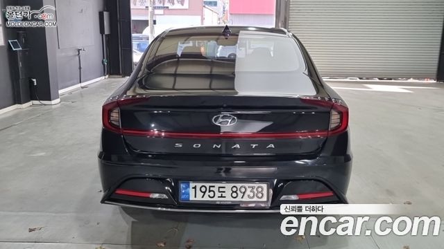 Hyundai Sonata 2.0 Premium Plus — пробег 134 278 км — фото 4 из 5