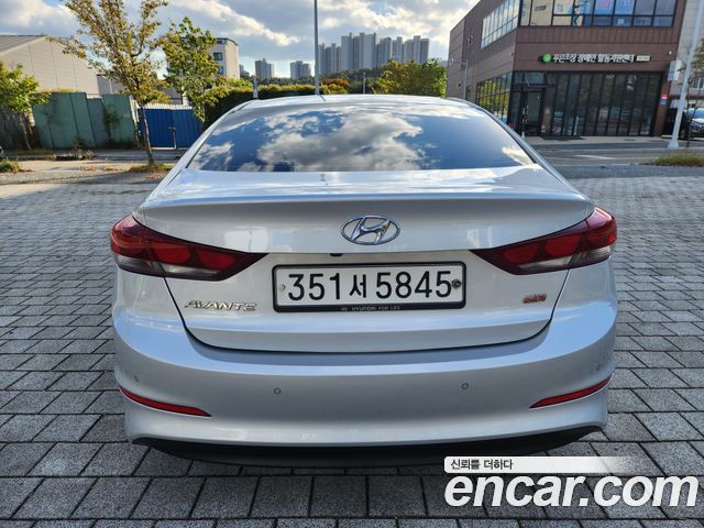 Hyundai AVANTE 1.6 GDI Smart — пробег 149 800 км — фото 4 из 5