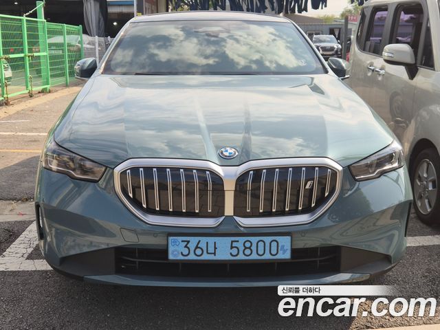BMW i5 из Кореи Encar