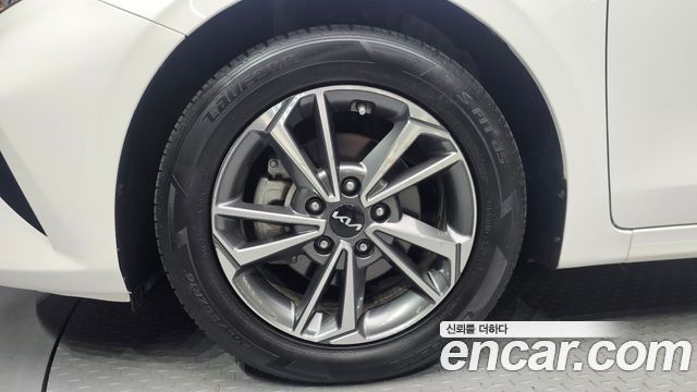 Kia K3 из Кореи Encar