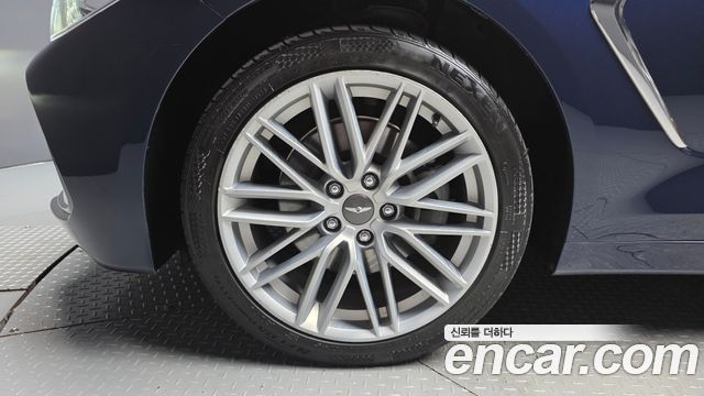Genesis G70 из Кореи Encar