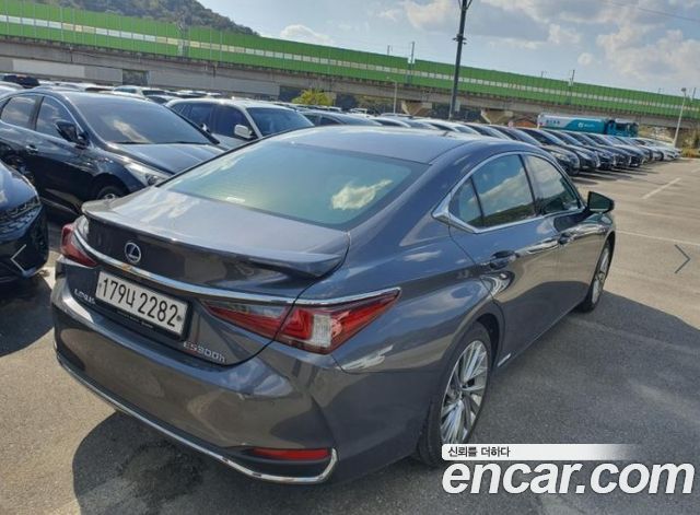 Lexus ES из Кореи Encar