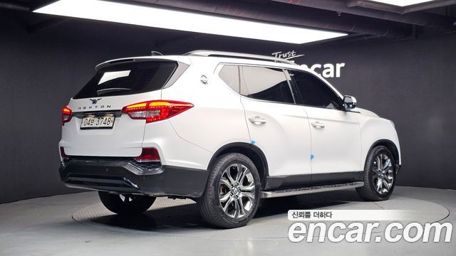 Ssangyong Rexton из Кореи Encar