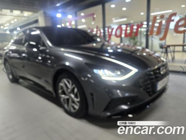 Hyundai Sonata 2.0 Modern — пробег 71 032 км — фото 1 из 3