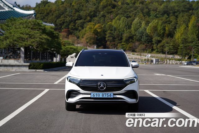 Mercedes-Benz EQA EQA250 AMG Package Plus — пробег 30 751 км — фото 3 из 5