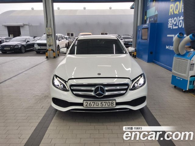Mercedes-Benz E-Class из Кореи Encar