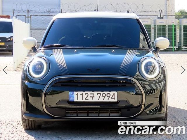 Mini Cooper 3Door Resolute Edition 3rd Gen — пробег 7 667 км — фото 1 из 5