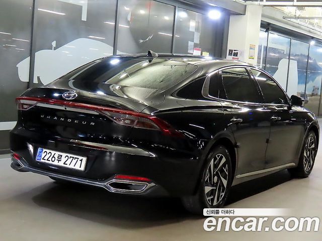 Hyundai Grandeur из Кореи Encar