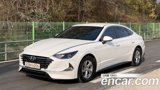 Hyundai Sonata 2.0 LPG Smart — пробег 118 134 км — фото 1 из 5