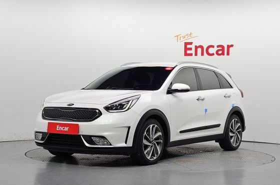 Kia Niro Noblesse — пробег 170 986 км — фото 1 из 5