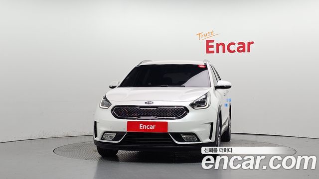Kia Niro Noblesse — пробег 170 986 км — фото 3 из 5