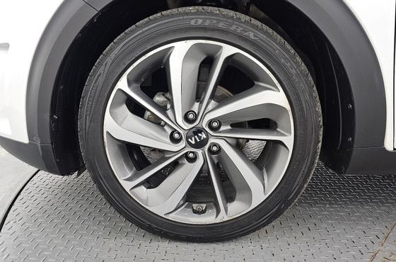 Kia Niro Noblesse — пробег 170 986 км — фото 5 из 5