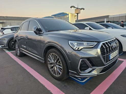 Audi Q3 35 TDI Premium — пробег 39 828 км — фото 2 из 5