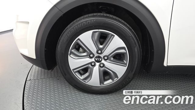 Kia Niro Prestige — пробег 131 253 км — фото 5 из 5