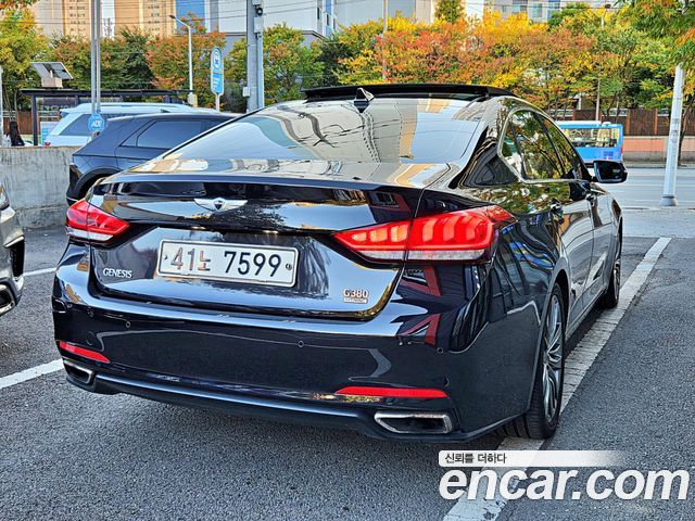 Hyundai Genesis из Кореи Encar