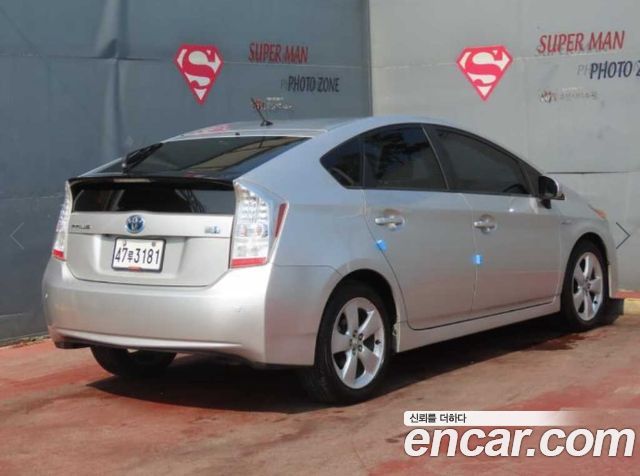 Toyota Prius 1.8 — пробег 134 179 км — фото 3 из 5
