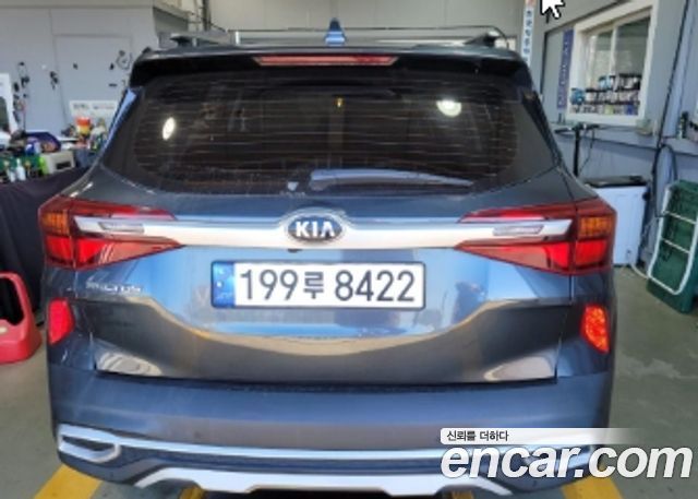 Kia Seltos из Кореи Encar