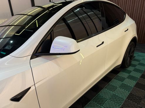 Tesla Model Y RWD — пробег 125 629 км — фото 4 из 5