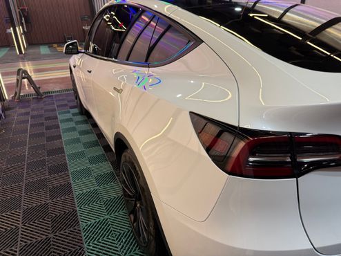 Tesla Model Y RWD — пробег 125 629 км — фото 5 из 5